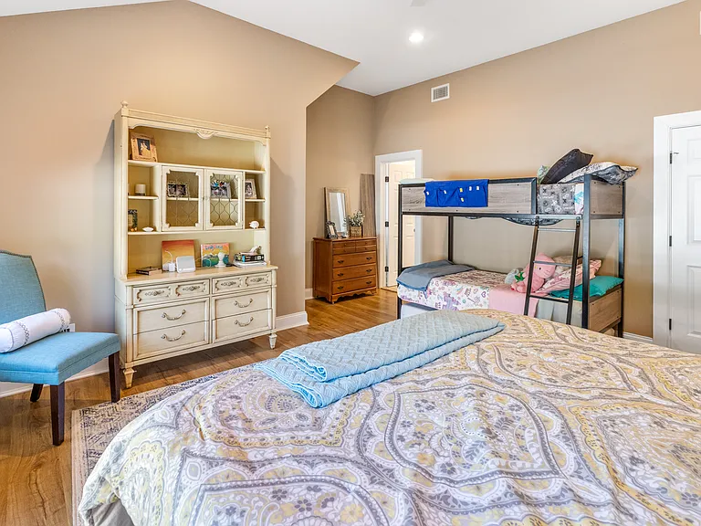 61 Wooleys Dr — Photo 20