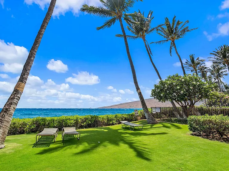 S Kihei Rd — Photo 30