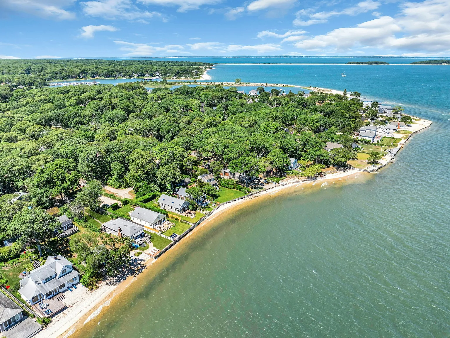 Sag Harbor Waterfront Escape — Photo 3