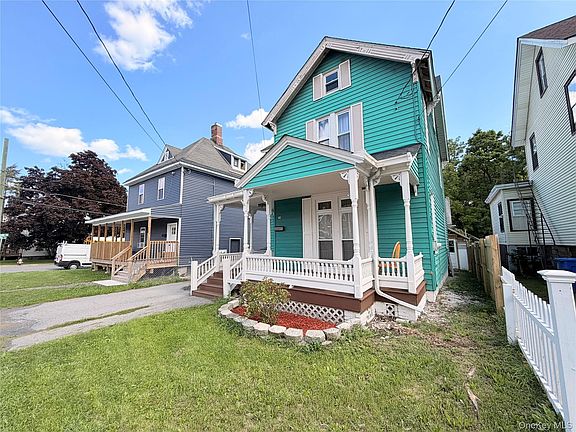 3rd image of 40 Academy Avenue