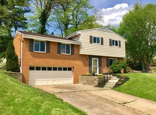 104 Crosswick Rd, Coraopolis, PA 15108