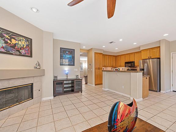 4th image of 2623 Serenata Way