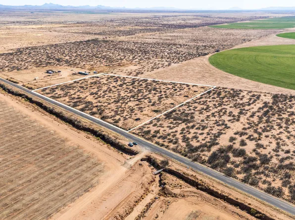 W Gleeson Rd, Elfrida, AZ 85610