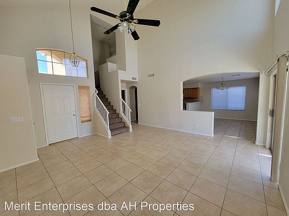 3rd image of 18127 N Skyhawk Dr