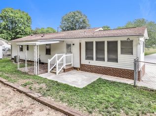 5401 Bayberry Ln, Greensboro, NC 27455