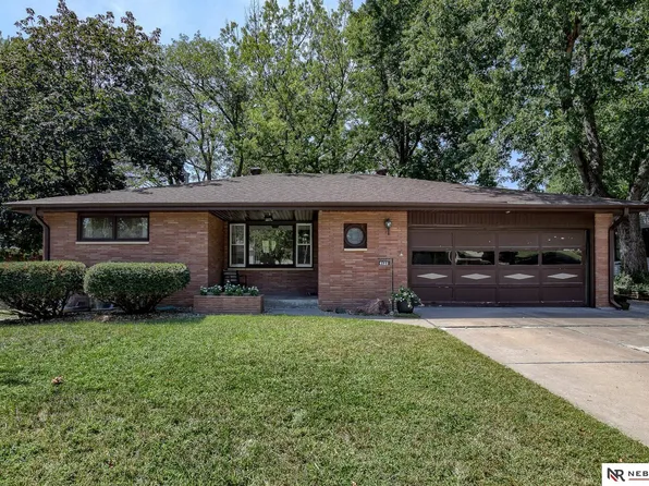 4123 S Gate Blvd, Lincoln, NE 68506