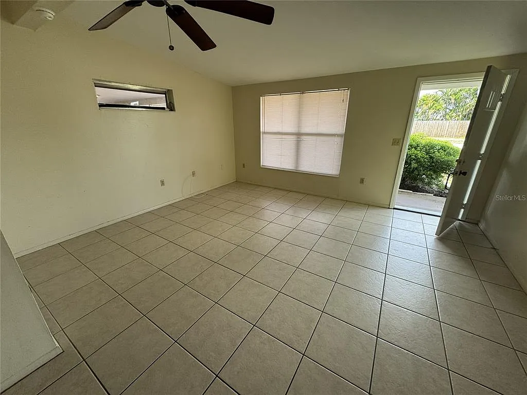 2 bed, 1.0 bath, 750 sqft, $1,400 — Photo 4