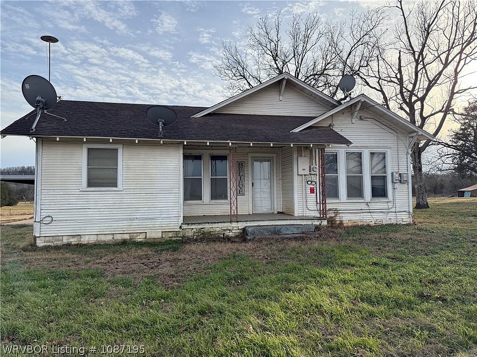 1st image of 615 Brooklyn Rd