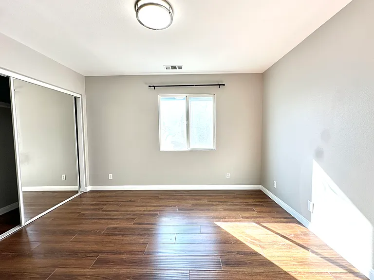1436 Orange Tree Ln — Photo 34