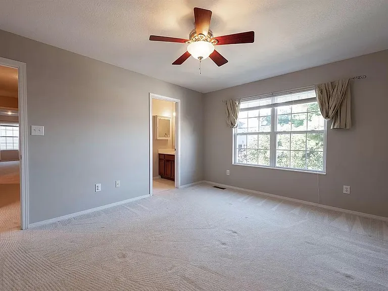 3816 S Claybridge Dr — Photo 21