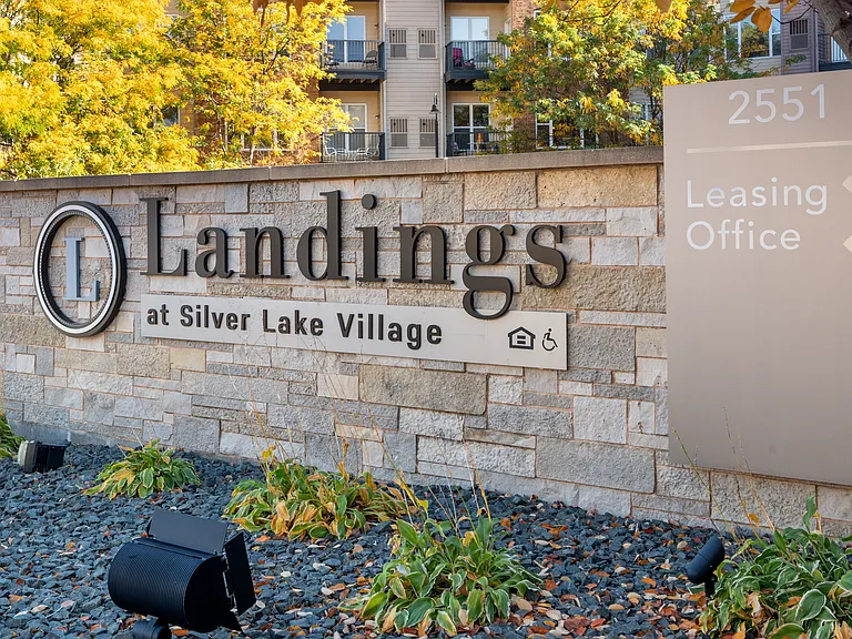 The Landings at Silver Lake Village — Photo 29