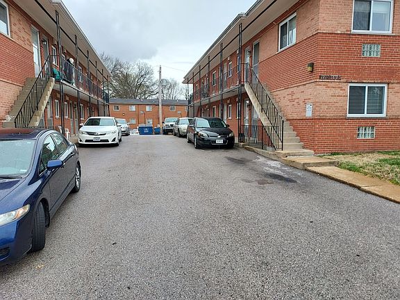 2nd image of 7210-7220 Southwest Ave #7210