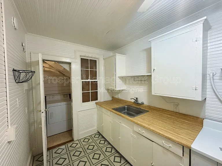 93 Tradd St — Photo 9