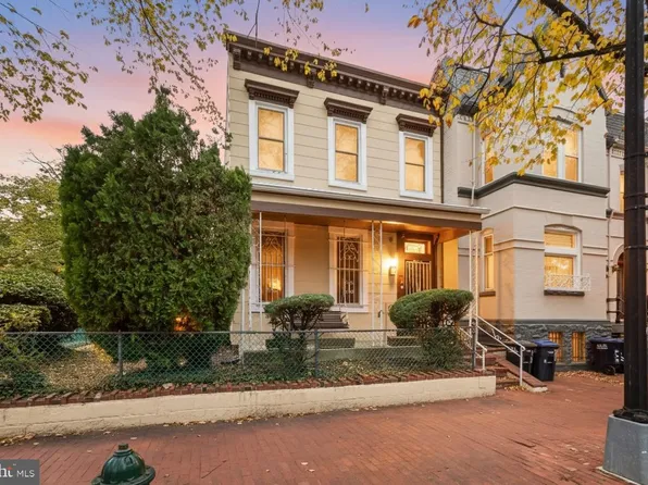 351 11th St SE, Washington, DC 20003