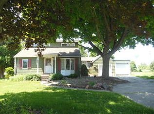 575 Center St, Sebewaing, MI 48759