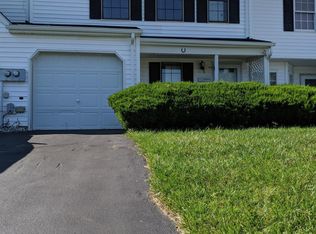 31 Farragut Sq, Freehold, NJ 07728