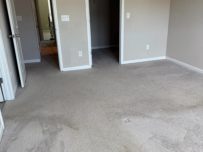 494 Boracay Cir — Photo 31