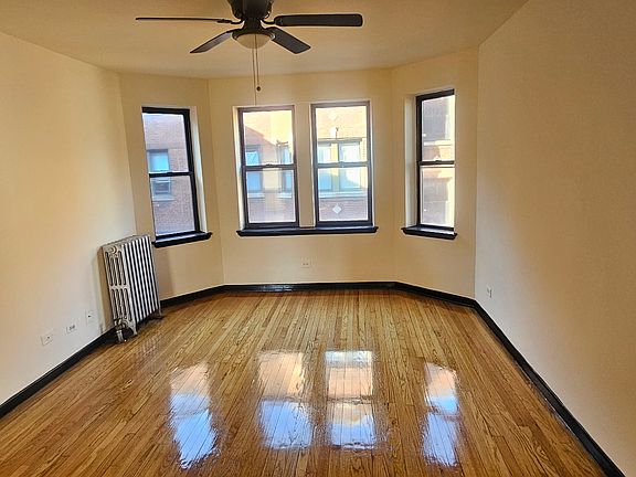 4th image of 6822 S Perry Ave #2W