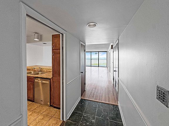 3rd image of 200 Wagner Pl APT 507