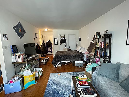 2nd image of 27 E 13th St APT 4M