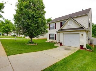 5032 Rockwood Rd, Charlotte, NC 28216