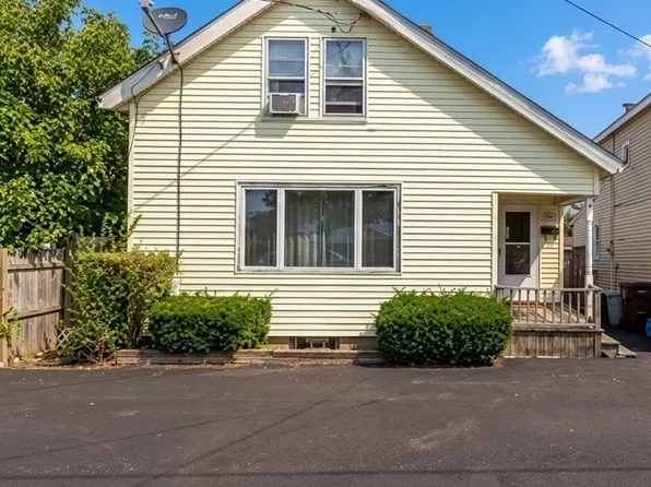 35 Neponset St, Revere, MA 02151