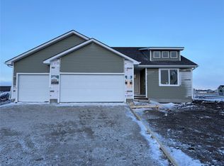 412 Colbie Blossom Ln NW, Bondurant, IA 50035