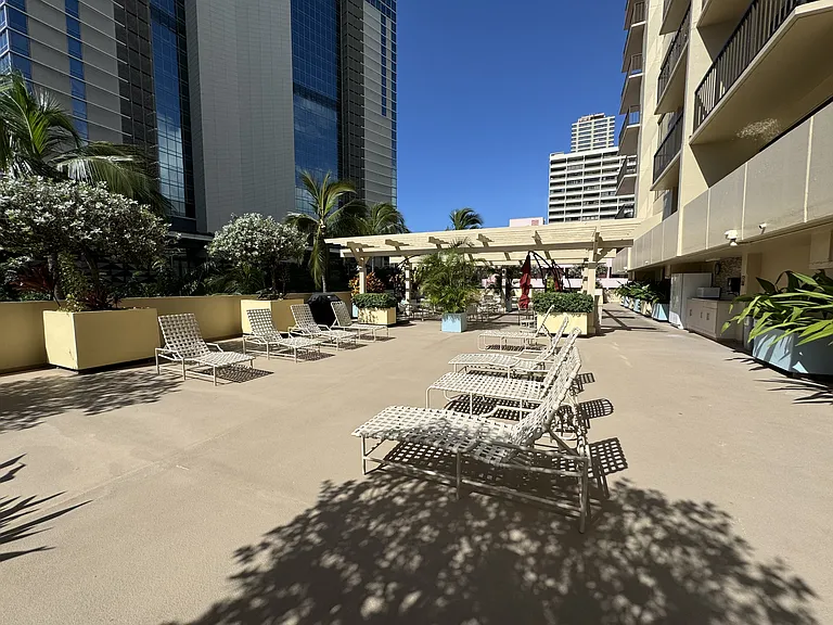 2140 Kuhio Ave #603 — Photo 39