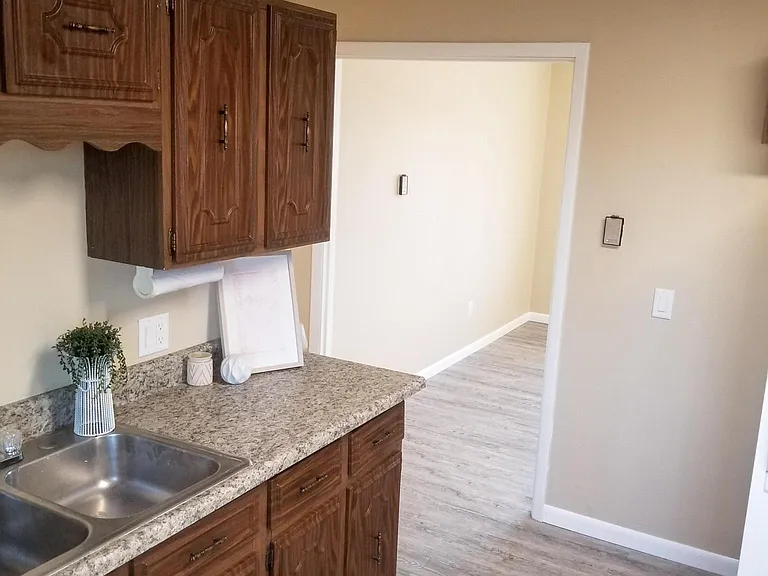 4555 N Woodbridge Rd — Photo 19