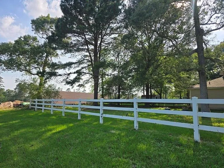 25401 Hunting Trl — Photo 45
