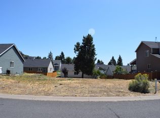 5116 Lyptus Ln, Klamath Falls, OR 97601