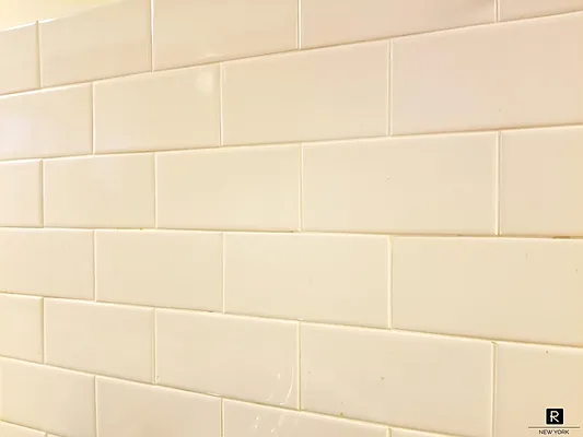 Rented by R New York | media 46