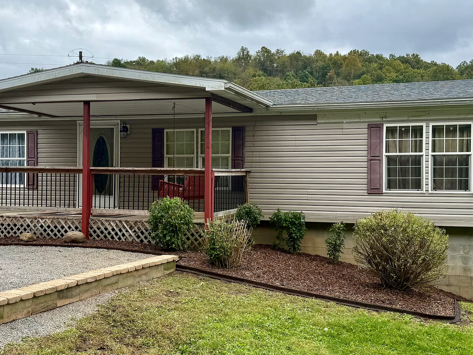 3 bed, 1312 sqft, $1,950 — Photo 1
