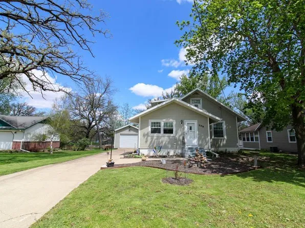 708 17th Ave, Eldora, IA 50627