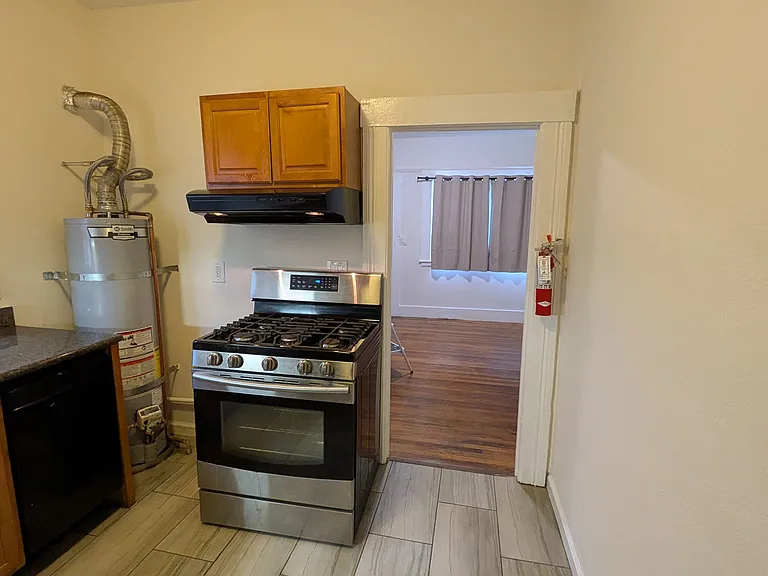 1438 Alcatraz Ave — Photo 11