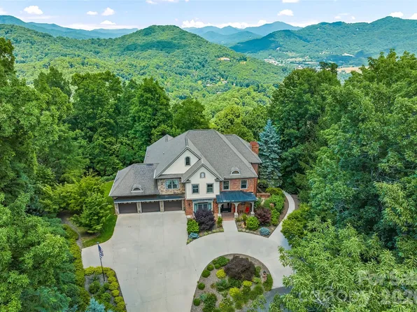 106 Coyote Rdg, Maggie Valley, NC 28751