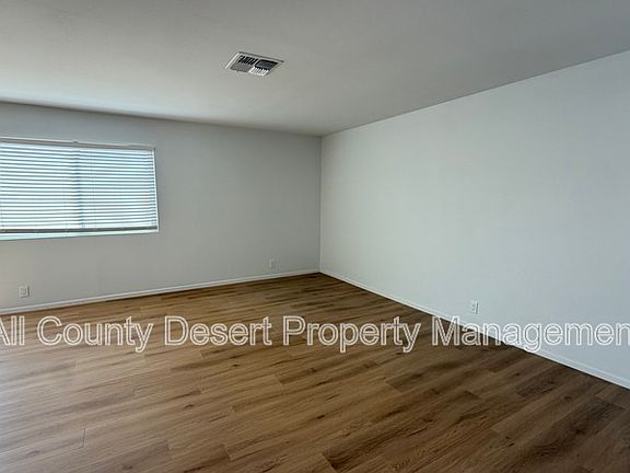 3rd image of 78601 Avenue 42 #B
