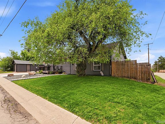 4th image of 321 Ute Avenue