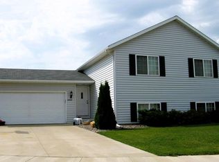 2862 Bandel Ct NW, Rochester, MN 55901