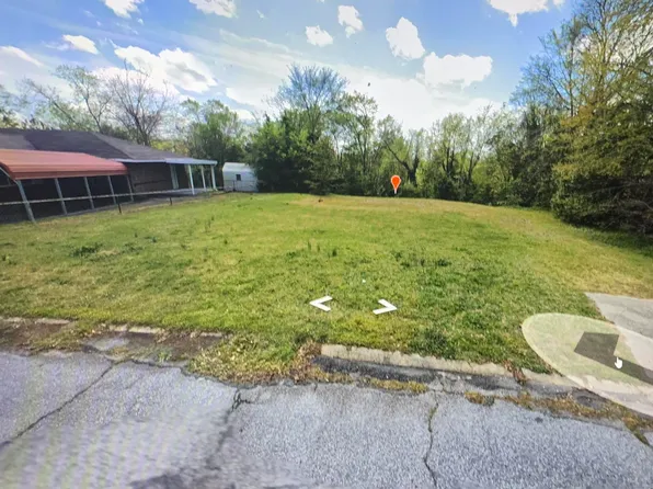 1648 Hurley Cir, Macon, GA 31206