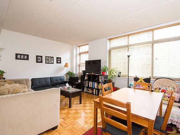 3rd image of 102 Bradhurst Ave APT 205