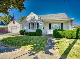 467 Waring Rd, Rochester, NY 14609