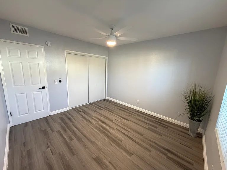 Welcome to Pacific View Apartments — Photo 33
