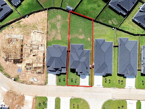 5th image of 3102 Native Spring Dr