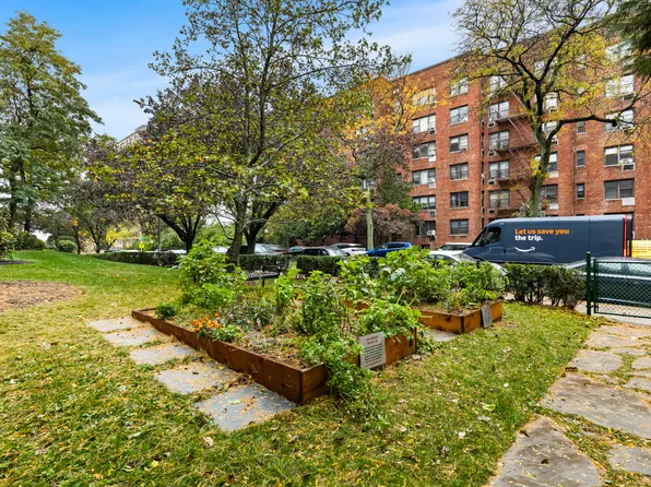 3850 Hudson Manor Terrace image 30 of 32