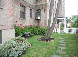 167 Centre Ave APT 4G, New Rochelle, NY 10805