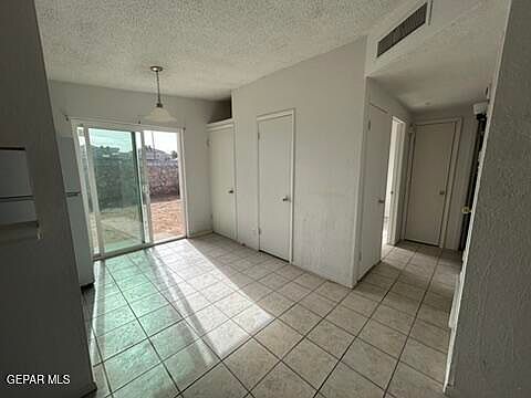 3rd image of 10003 Caribou Dr Unit B