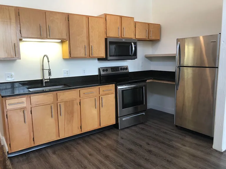 60 Valley St #12 — Photo 2