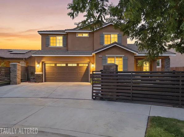 2838 S Oakhurst Court, Visalia, CA 93292