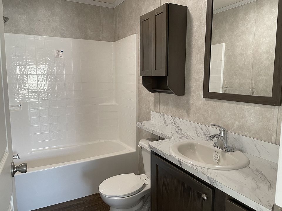 2nd image of 748 Morgan Dr #748